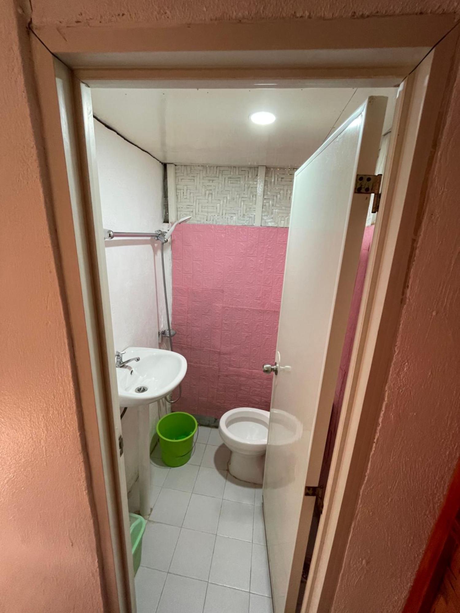 Fely'S Homestay Batuan 外观 照片