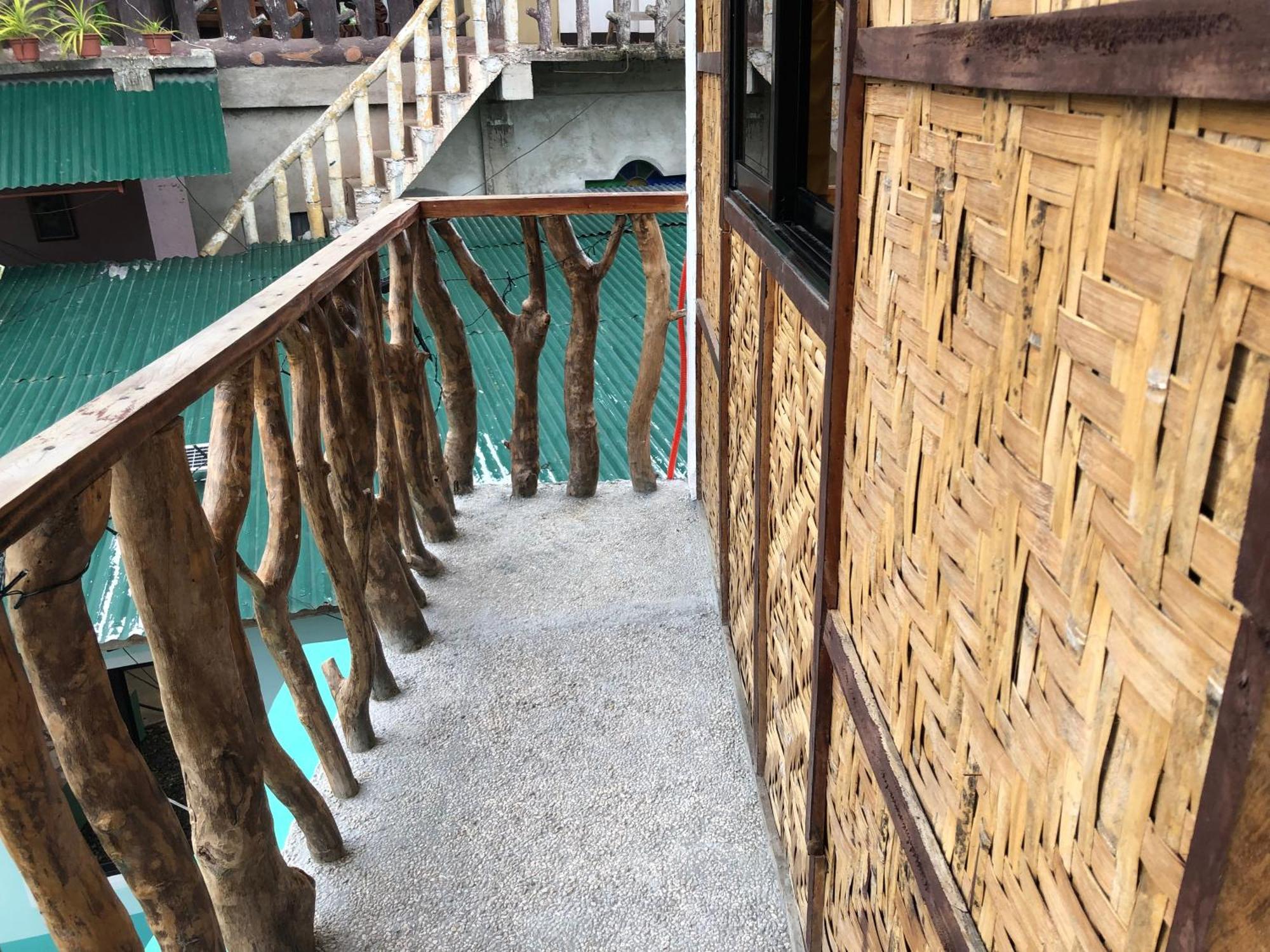 Fely'S Homestay Batuan 外观 照片